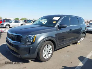 2022 Kia Telluride LX z VIN 5XYP2DHCXNG286083, wystawiony jako IAAI lot #42455962 z przebiegiem 24 599 mil mil oraz . Historia ofert i sprzedaży dostępna na DreamBid. Obrazek 2.