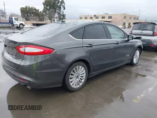 2015 Ford Fusion SE with VIN 3FA6P0LU8FR306012, listed as a IAAI auction lot 41740501 with 144,427 mi miles and . Bid and sale history available at carsss.com. Image 4.