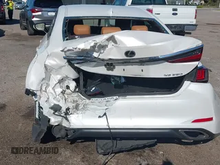 2019 Lexus ES 350 z VIN 58ABZ1B11KU051047, wystawiony jako IAAI lot #41721365 z przebiegiem 84 209 mil mil oraz . Historia ofert i sprzedaży dostępna na DreamBid. Obrazek 6.