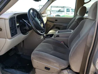 2004 GMC Yukon SLT with VIN 1GKEK13Z04J140148, listed as a Copart auction lot 52411494 with 167,629 mi miles and Salvage Title. Bid and sale history available at carsss.com. Image 7.