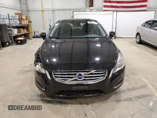 2012 Volvo S60 T5 with VIN YV1622FS0C2101907, listed as a Copart auction lot 53879165 with 116,323 mi miles and Non Repairable. Bid and sale history available at carsss.com. Image 5.
