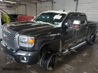 2015 GMC Sierra 2500HD available WiFi Denali with VIN 1GT120E84FF535352, listed as a IAAI auction lot 41237529 with NaN miles. Bid and sale history available at carsss.com. Image 17.