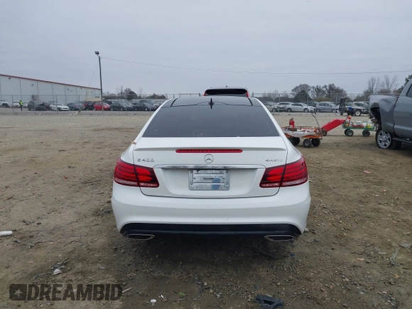 2016 Mercedes-Benz E-Class E 400 with VIN WDDKJ6HB0GF344004, listed as a IAAI auction lot 41198028 with 81,582 mi miles. Bid and sale history available at carsss.com. Image 17.