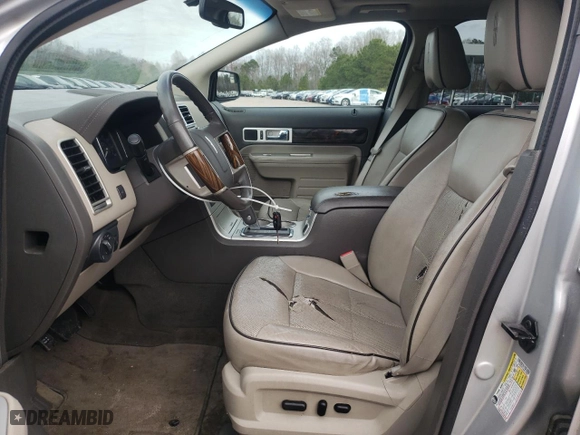 2010 Lincoln MKX with VIN 2LMDJ8JC6ABJ16082, listed as a Copart auction lot 49289365 with 255,399 mi miles and Clean Title. Bid and sale history available at carsss.com. Image 7.