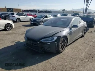 2017 Tesla Model S 100D с VIN 5YJSA1E23HF199497, выставлен на аукционе Copart как лот 51302475 с пробегом 61 993 миль миль и Списание • Salvage title. История ставок и продаж доступна на DreamBid. Изображение 10.