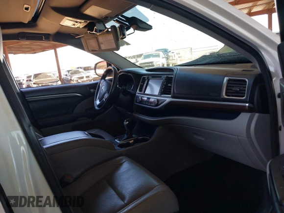 2015 Toyota Highlander Limited with VIN 5TDDKRFH5FS140709, listed as a IAAI auction lot 42152762 with 263,053 mi miles and . Bid and sale history available at DreamBid. Image 5.
