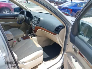 2007 Hyundai Santa Fe GLS with VIN 5NMSG13DX7H054182, listed as a IAAI auction lot 42472138 with 235,905 mi miles and . Bid and sale history available at DreamBid. Image 5.