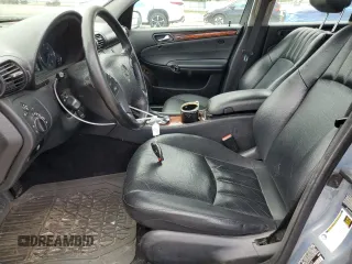 2006 Mercedes-Benz C 280 Luxury z VIN WDBRF92H06F774525, wystawiony jako Copart lot #56531665 z przebiegiem 20 148 mil mil oraz Szkoda całkowita • Salvage title. Historia ofert i sprzedaży dostępna na DreamBid. Obrazek 7.