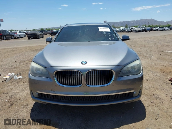 2012 BMW 7 Series 750Li xDrive с VIN WBAKC8C57CC435149, выставлен на аукционе IAAI как лот 42547400 с пробегом 125 127 миль миль и . История ставок и продаж доступна на DreamBid. Изображение 6.