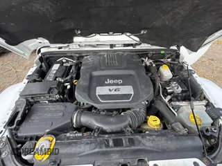 2018 Jeep Wrangler JK Unlimited Sahara with VIN 1C4BJWEG5JL914484, listed as a Copart auction lot 77793454 with 165,944 mi miles and Non Repairable. Bid and sale history available at carsss.com. Image 7.