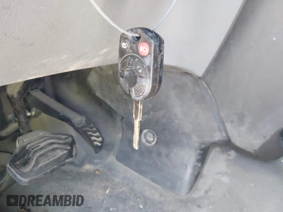 2015 Ford Transit Cargo с VIN 1FTYR2CG0FKA15544, выставлен на аукционе IAAI как лот 42522021 с пробегом 310 509 миль миль и . История ставок и продаж доступна на DreamBid. Изображение 11.