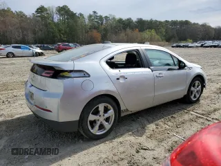 2015 Chevrolet Volt with VIN 1G1RC6E43FU126280, listed as a Copart auction lot 51591745 with 139,439 mi miles and Salvage Title. Bid and sale history available at carsss.com. Image 3.