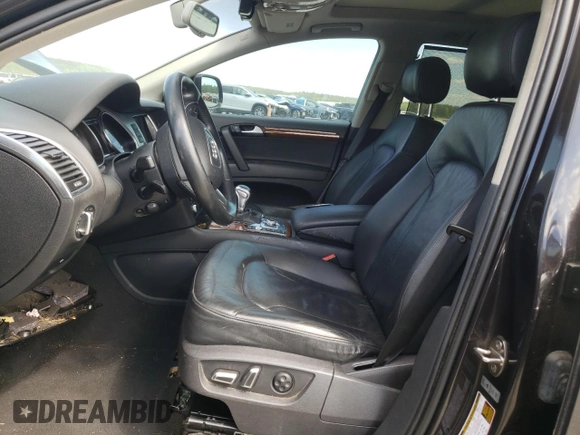 2015 Audi Q7 Premium Plus with VIN WA1LGAFEXFD019247, listed as a Copart auction lot 56063245 with 183,825 mi miles and Clean Title. Bid and sale history available at DreamBid. Image 7.