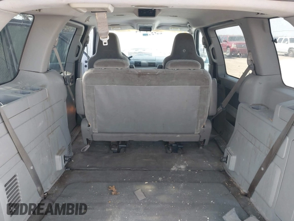 2005 Ford Freestar SE z VIN 2FMZA51685BA03136, wystawiony jako IAAI lot #41677029 z przebiegiem 220 511 mil mil oraz . Historia ofert i sprzedaży dostępna na DreamBid. Obrazek 8.