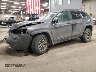 2020 Jeep Cherokee Trailhawk z VIN 1C4PJMBNXLD533689, wystawiony jako Copart lot #44628515 z przebiegiem 38 067 mil mil oraz Szkoda całkowita • Salvage title. Historia ofert i sprzedaży dostępna na DreamBid. Obrazek 1.