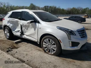 2018 Cadillac XT5 Premium Luxury FWD z VIN 1GYKNERS6JZ102163, wystawiony jako Copart lot #52817895 z przebiegiem 167 570 mil mil oraz Nie do naprawy. Historia ofert i sprzedaży dostępna na DreamBid. Obrazek 4.