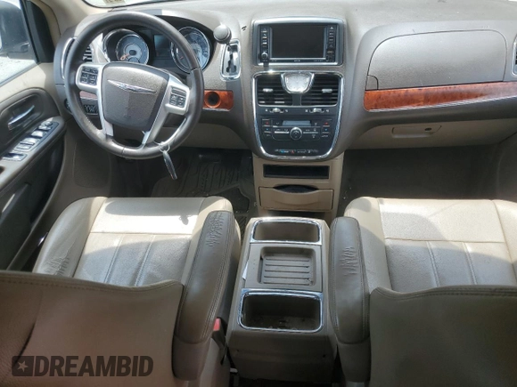 2016 Chrysler Town & Country Touring with VIN 2C4RC1BG8GR260127, listed as a Copart auction lot 60160004 with 211,161 mi miles and Salvage Title. Bid and sale history available at DreamBid. Image 8.