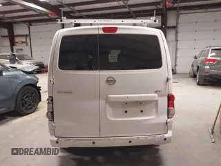 2021 Nissan NV200 S z VIN 3N6CM0KN7MK694367, wystawiony jako IAAI lot #41577986 z przebiegiem 97 444 mil mil oraz . Historia ofert i sprzedaży dostępna na DreamBid. Obrazek 17.