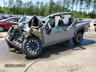 2022 Nissan Frontier SV z VIN 1N6ED1EJ5NN606807, wystawiony jako Copart lot #53356235 z przebiegiem Nie podano mil oraz Nie do naprawy • Non repairable. Historia ofert i sprzedaży dostępna na DreamBid. Obrazek 1.