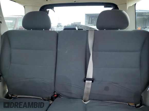 2008 Ford Escape XLS z VIN 1FMCU02Z58KB05139, wystawiony jako Copart lot #89308165 z przebiegiem Nie podano mil oraz Nie do naprawy • Non repairable. Historia ofert i sprzedaży dostępna na DreamBid. Obrazek 10.