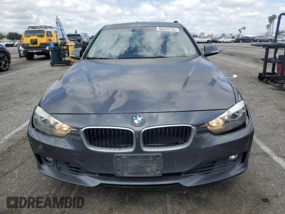 2013 BMW 3 Series 328i z VIN WBA3C1C54DF441678, wystawiony jako Copart lot #56226705 z przebiegiem 96 829 mil mil oraz Szkody całkowita. Historia ofert i sprzedaży dostępna na DreamBid. Obrazek 5.