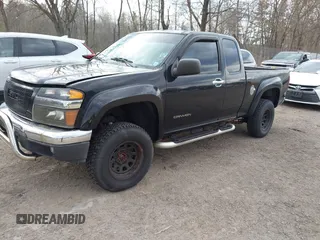 2005 GMC Canyon SLE Z85 with VIN 1GTDT196958206061, listed as a IAAI auction lot 42121015 with 158,440 mi miles. Bid and sale history available at carsss.com. Image 2.