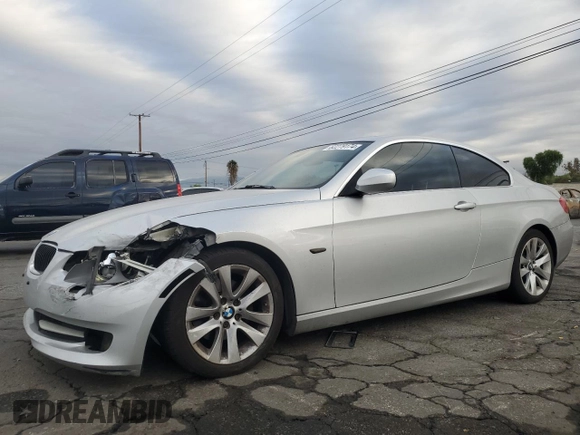 2013 BMW 3 Series 328i with VIN WBAKE3C58DE771511, listed as a Copart auction lot 82279174 with 106,193 mi miles and Salvage Title. Bid and sale history available at DreamBid. Image 1.