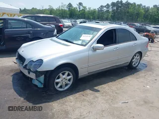2002 Mercedes-Benz C with VIN WDBRF61J92E004472, listed as a IAAI auction lot 42144326 with 125,847 mi miles. Bid and sale history available at carsss.com. Image 18.