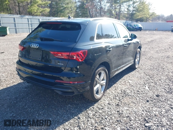 2022 Audi Q3 S line Premium Plus z VIN WA1EECF34N1048557, wystawiony jako IAAI lot #41758015 z przebiegiem 38 234 mil mil oraz . Historia ofert i sprzedaży dostępna na DreamBid. Obrazek 4.