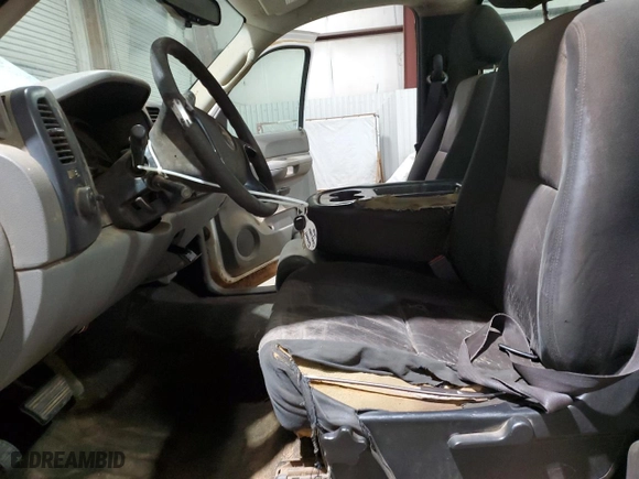 2007 Chevrolet Silverado 1500 Work Truck with VIN 1GCEC14CX7Z571086, listed as a Copart auction lot 46003565 with 162,842 mi miles and Salvage Title. Bid and sale history available at carsss.com. Image 7.
