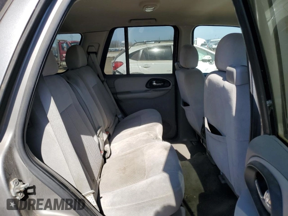 2007 Chevrolet TrailBlazer LS with VIN 1GNDT13S672294232, listed as a Copart auction lot 48737015 with 136,610 mi miles and Salvage Title. Bid and sale history available at DreamBid. Image 11.