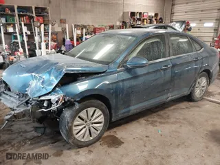 2019 Volkswagen Jetta S with VIN 3VWN57BU1KM113176, listed as a IAAI auction lot 41612971 with 139,049 mi miles. Bid and sale history available at carsss.com. Image 2.