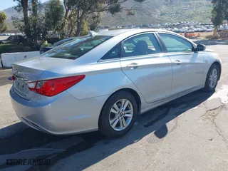 2013 Hyundai Sonata GLS with VIN 5NPEB4AC9DH519329, listed as a IAAI auction lot 42013863 with 102,835 mi miles. Bid and sale history available at carsss.com. Image 4.