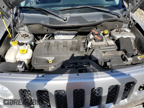 2016 Jeep Patriot Latitude with VIN 1C4NJPFB5GD519150, listed as a Copart auction lot 49536115 with 55,886 mi miles and Salvage title. Bid and sale history available at DreamBid. Image 11.