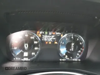 2019 Volvo S60 Momentum with VIN 7JRA22TK2KG002495, listed as a Copart auction lot 41535015 with 68,040 mi miles and Salvage Title. Bid and sale history available at carsss.com. Image 9.
