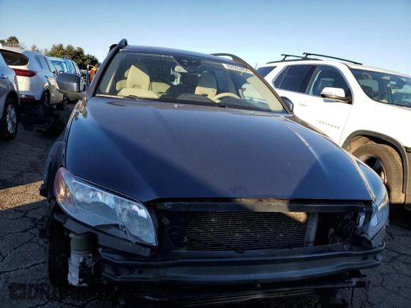 2012 Volvo XC70 T6 with VIN YV4902BZ5C1124355, listed as a Copart auction lot 82923854 with 141,243 mi miles and Salvage Title. Bid and sale history available at DreamBid. Image 5.