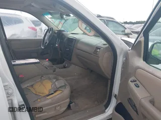 2002 Ford Explorer XLT с VIN 1FMZU73EX2UC41843, выставлен на аукционе IAAI как лот 42621339 с пробегом 237 668 миль миль и . История ставок и продаж доступна на DreamBid. Изображение 5.