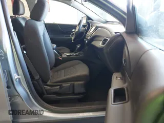 2024 Chevrolet Equinox LT z VIN 3GNAXKEG8RS238242, wystawiony jako IAAI lot #42175329 z przebiegiem 19 396 mil mil oraz . Historia ofert i sprzedaży dostępna na DreamBid. Obrazek 5.
