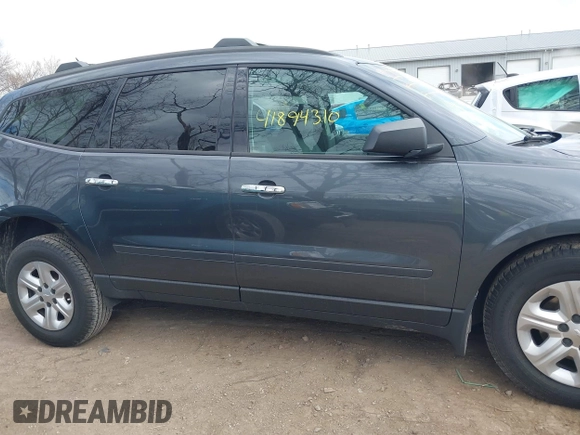2013 Chevrolet Traverse LS with VIN 1GNKRFED7DJ116297, listed as a IAAI auction lot 41894310 with 180,551 mi miles. Bid and sale history available at carsss.com. Image 13.