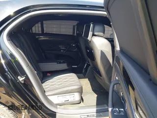 2016 Bentley Flying Spur с VIN SCBEC9ZA9GC053109, выставлен на аукционе IAAI как лот 42214384 с пробегом 15 193 миль миль и . История ставок и продаж доступна на DreamBid. Изображение 8.