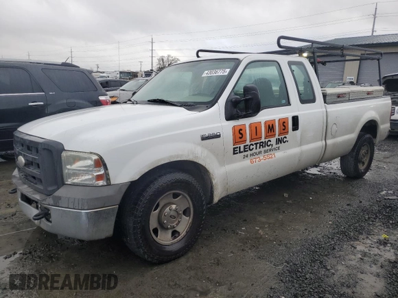 2005 Ford Super Duty F-250 XL with VIN 1FTSX20565EB83099, listed as a Copart auction lot 43036775 with 183,912 mi miles and Salvage Title. Bid and sale history available at carsss.com. Image 1.