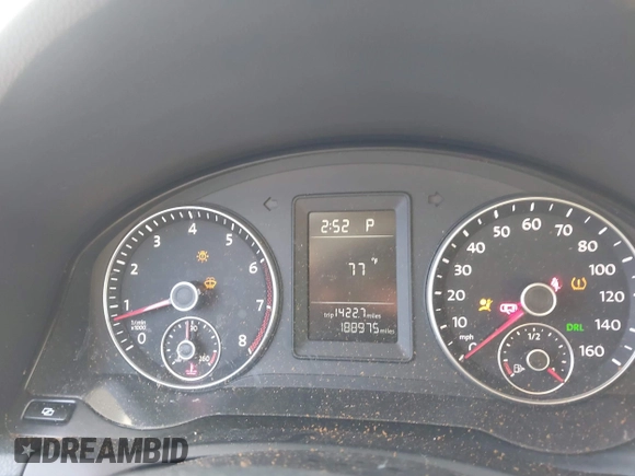 2010 Volkswagen Jetta SEL with VIN 3VWRX7AJ7AM135989, listed as a IAAI auction lot 42436903 with 188,975 mi miles and . Bid and sale history available at DreamBid. Image 7.
