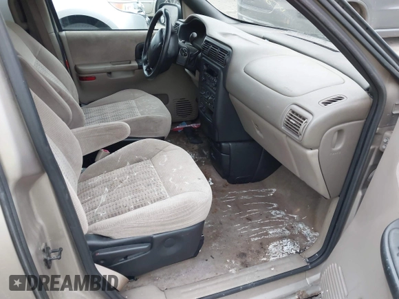 2001 Chevrolet Venture LS Y3G Mobility z VIN 1GNDX03E81D258661, wystawiony jako IAAI lot #42247081 z przebiegiem 305 488 mil mil oraz . Historia ofert i sprzedaży dostępna na DreamBid. Obrazek 5.