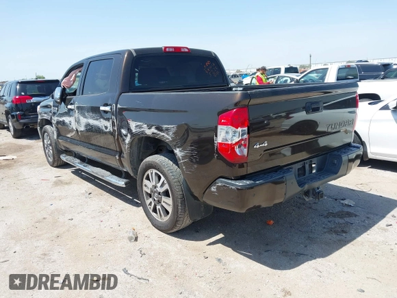 2018 Toyota Tundra SR5 z VIN 5TFAW5F18JX699080, wystawiony jako IAAI lot #42242945 z przebiegiem Nie podano mil oraz . Historia ofert i sprzedaży dostępna na DreamBid. Obrazek 3.