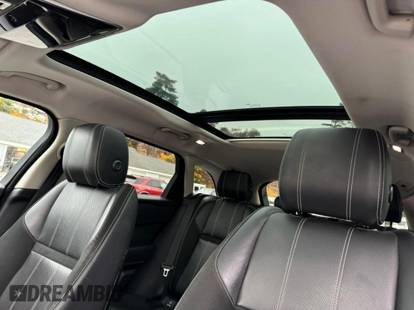 2019 Land Rover Range Rover Velar S with VIN SALYB2EV7KA796118, listed as a Copart auction lot 78729694 with 101,434 mi miles and Clean title. Bid and sale history available at DreamBid. Image 9.