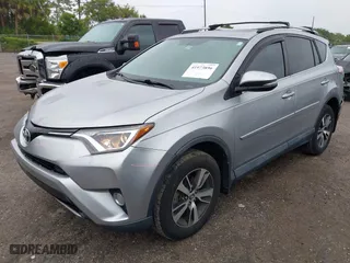 2016 Toyota RAV4 XLE with VIN 2T3WFREV5GW309468, listed as a IAAI auction lot 41973896 with 100,911 mi miles. Bid and sale history available at carsss.com. Image 17.