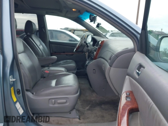2005 Toyota Sienna XLE with VIN 5TDBA22CX5S039921, listed as a IAAI auction lot 41812339 with 245,111 mi miles and . Bid and sale history available at DreamBid. Image 5.