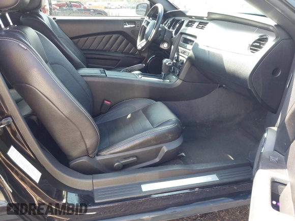 2012 Ford Mustang Premium с VIN 1ZVBP8AM9C5211013, выставлен на аукционе IAAI как лот 41861439 с пробегом 167 286 миль миль и . История ставок и продаж доступна на DreamBid. Изображение 5.