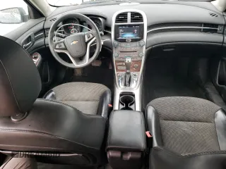 2013 Chevrolet Malibu LT with VIN 1G11C5SA6DF346807, listed as a Copart auction lot 43738015 with 169,578 mi miles and Clean Title. Bid and sale history available at DreamBid. Image 8.