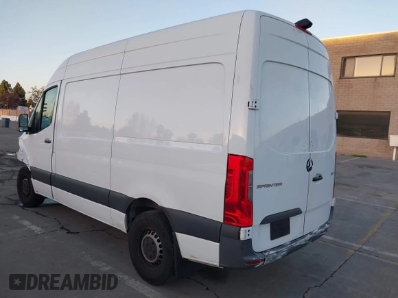 2021 Mercedes-Benz Sprinter Cargo with VIN W1Y4EBHY9MT057970, listed as a IAAI auction lot 38416320 with 32,055 mi miles and . Bid and sale history available at carsss.com. Image 3.